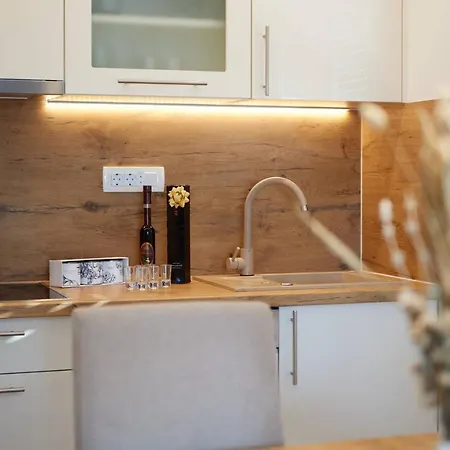 Luxury Giovanni With Pool Apartment Trogir